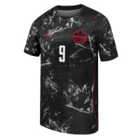 Kanada Cyle Larin #9 Fußballbekleidung Auswärtstrikot WM 2026 Kurzarm